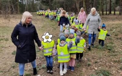 Pierwszy dzień wiosny – Pszczółki i Smerfy